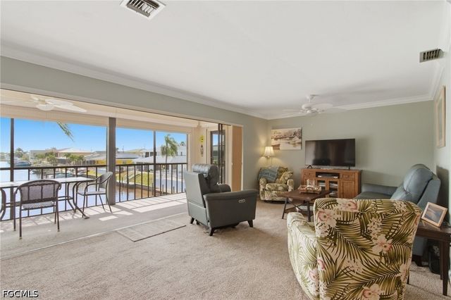 3935 Country Club BLVD 22, Cape Coral, FL 33904
