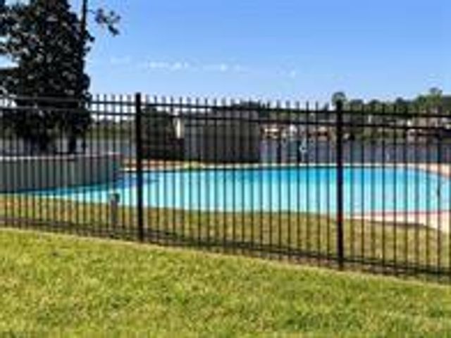 724 Overbrook Drive, Huntsville, TX 77340