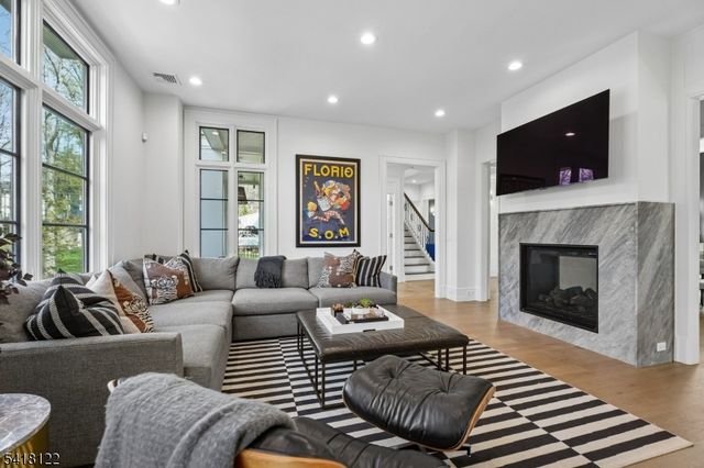 38 DEER PATH, Millburn Twp., NJ 07078