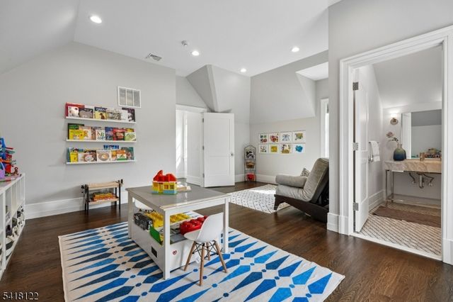 38 DEER PATH, Millburn Twp., NJ 07078