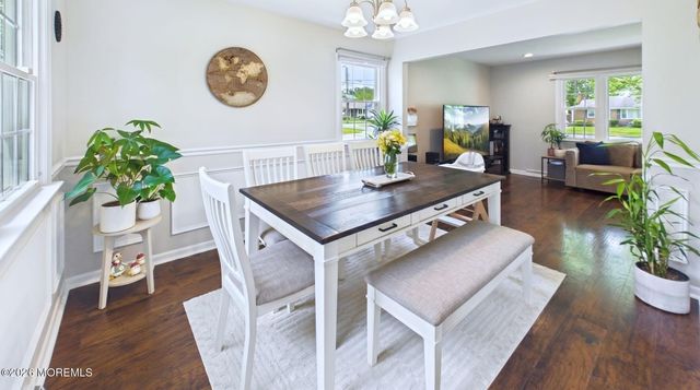 27 Rockland Road, Ewing, NJ 08638