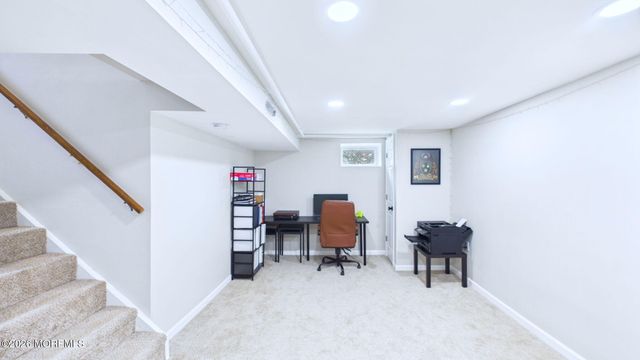 27 Rockland Road, Ewing, NJ 08638
