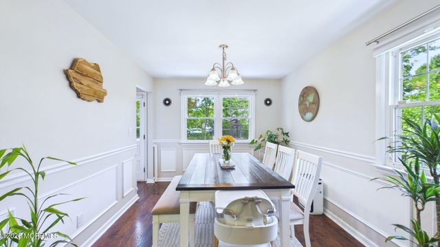 27 Rockland Road, Ewing, NJ 08638