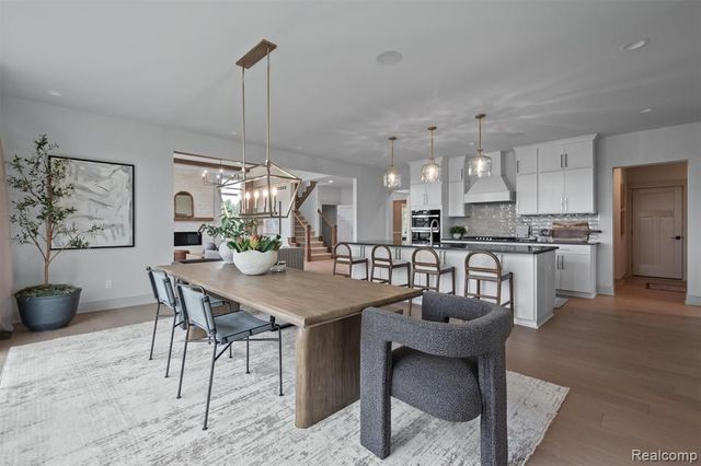 987 Buell Road, Rochester, MI 48363