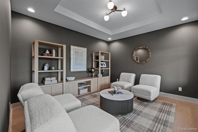 987 Buell Road, Rochester, MI 48363