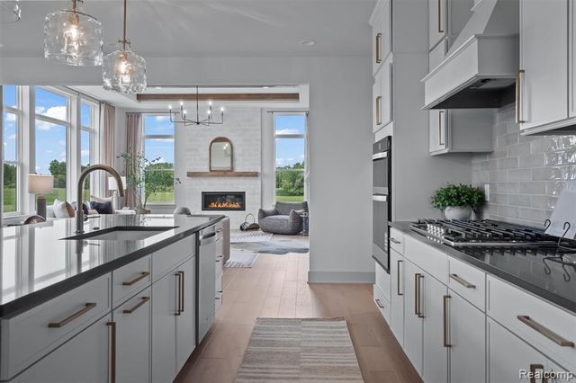 987 Buell Road, Rochester, MI 48363