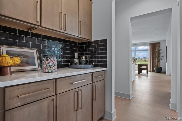 987 Buell Road, Rochester, MI 48363