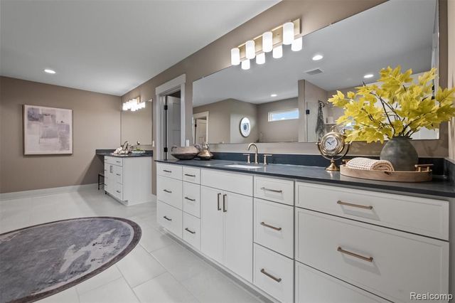 987 Buell Road, Rochester, MI 48363