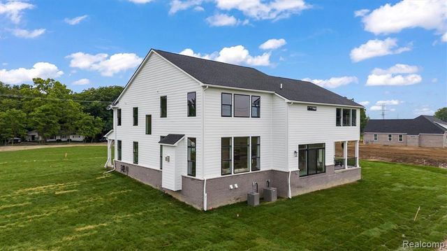 987 Buell Road, Rochester, MI 48363