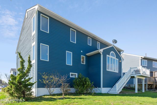 3 Drew Court, Monmouth Beach, NJ 07750