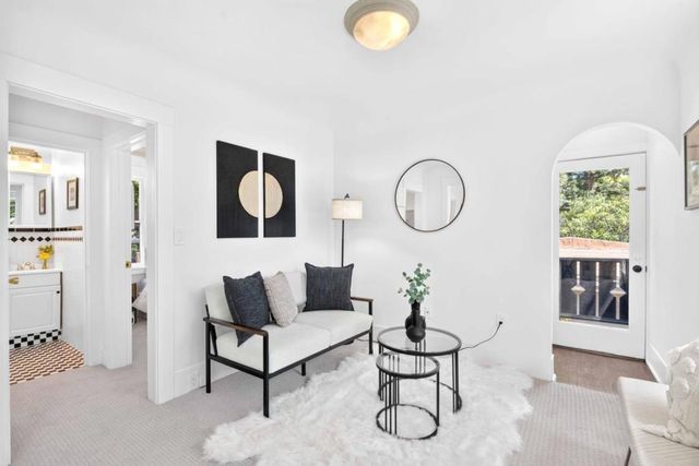 1321 Hopkins Avenue, Palo Alto, CA 94301