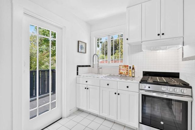 1321 Hopkins Avenue, Palo Alto, CA 94301