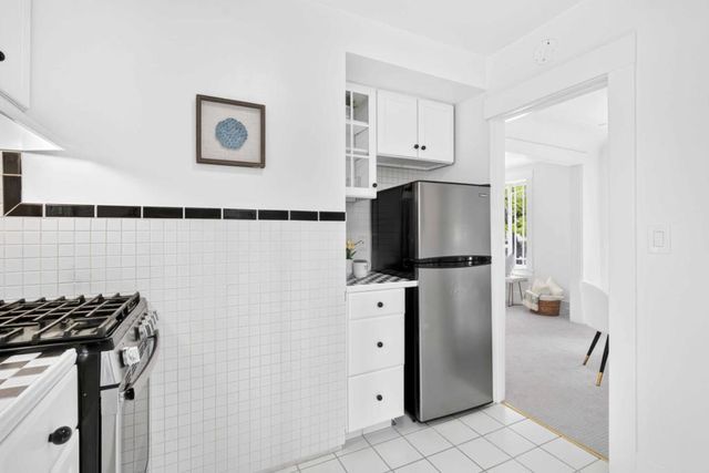 1321 Hopkins Avenue, Palo Alto, CA 94301