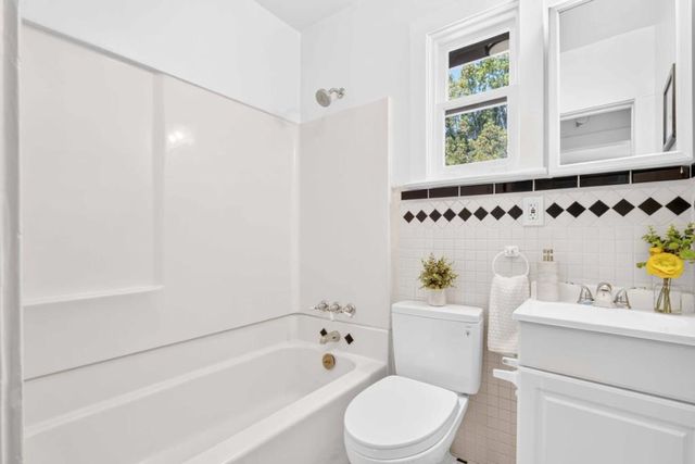1321 Hopkins Avenue, Palo Alto, CA 94301
