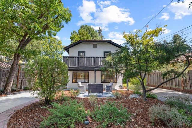 1321 Hopkins Avenue, Palo Alto, CA 94301