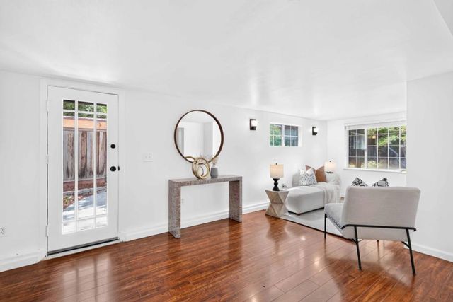 1321 Hopkins Avenue, Palo Alto, CA 94301