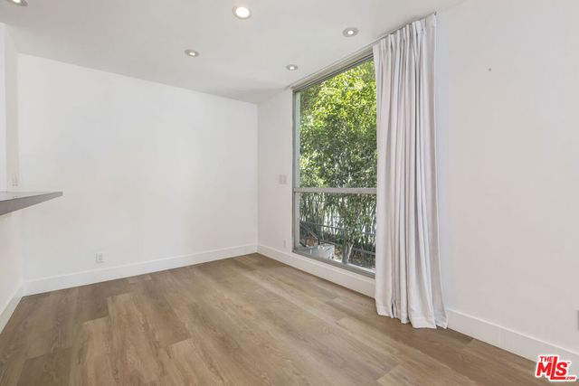 1100 Alta Loma, West Hollywood, CA 90069