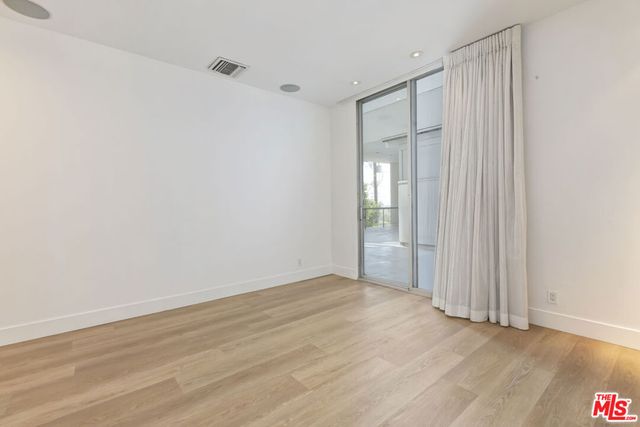 1100 Alta Loma, West Hollywood, CA 90069