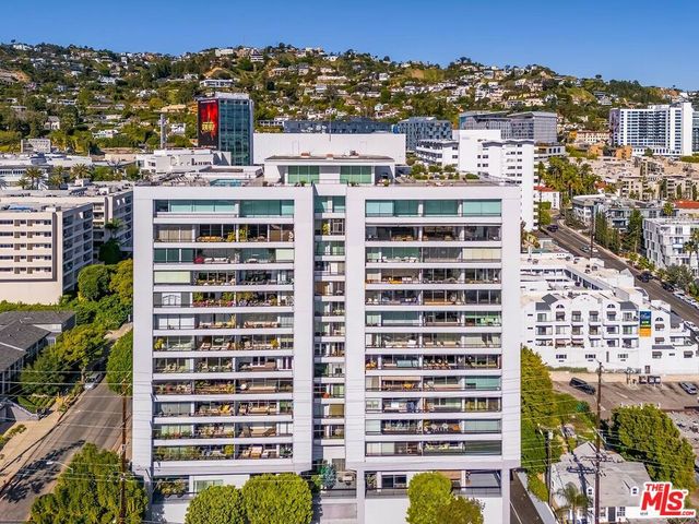 1100 Alta Loma, West Hollywood, CA 90069