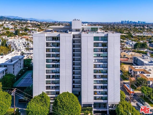1100 Alta Loma, West Hollywood, CA 90069