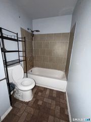 69 Lounsbury Street, Waterbury, CT 06706