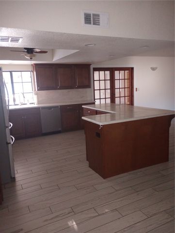 1811 Escalera Circle, Bullhead City, AZ 86442