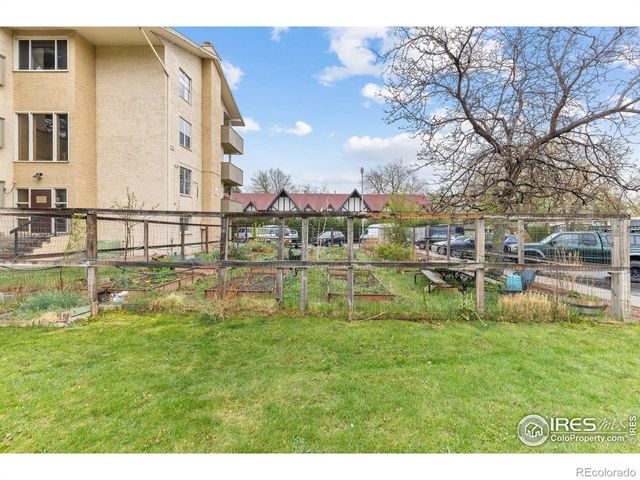 3030 Oneal Parkway 18, Boulder, CO 80301