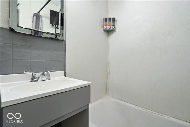 4772 N Mitchner Avenue, Indianapolis, IN 46226
