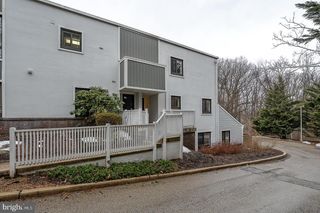 1750 OAKWOOD TER #7D, Narberth, PA 19072