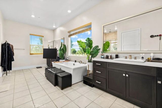 102 Balance, Irvine, CA 92618