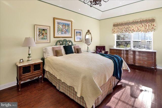 208 SUNFLOWER LN, Princeton Junction, NJ 08550