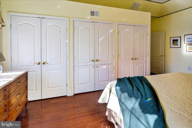 208 SUNFLOWER LN, Princeton Junction, NJ 08550