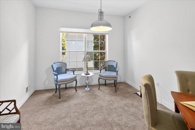 208 SUNFLOWER LN, Princeton Junction, NJ 08550