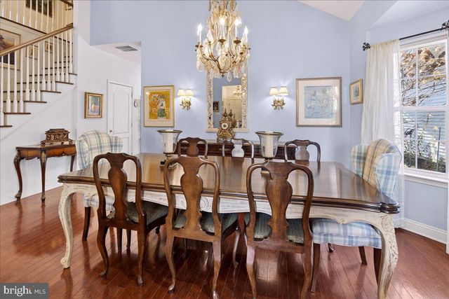 208 SUNFLOWER LN, Princeton Junction, NJ 08550