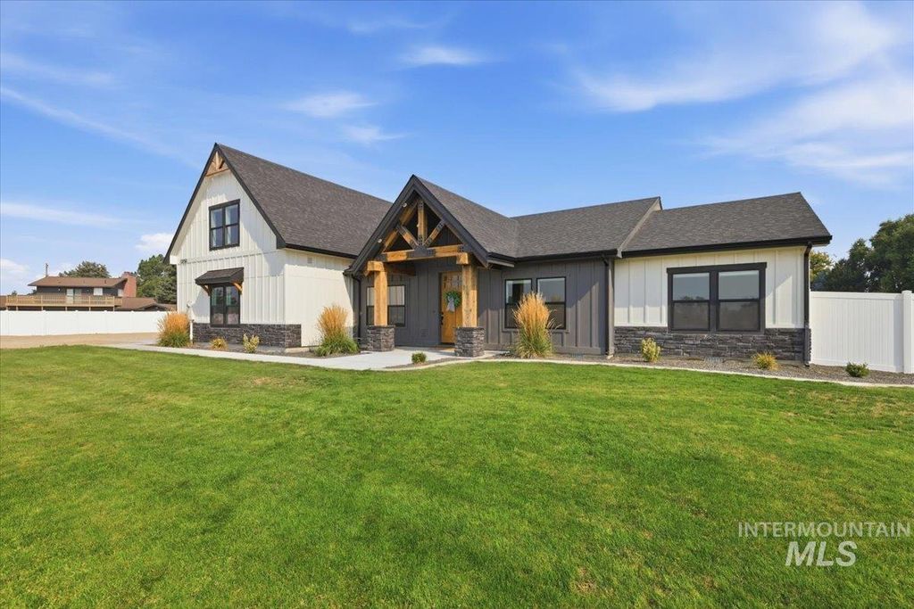13958 Raptor Ln, Caldwell, ID 83607 photo 2