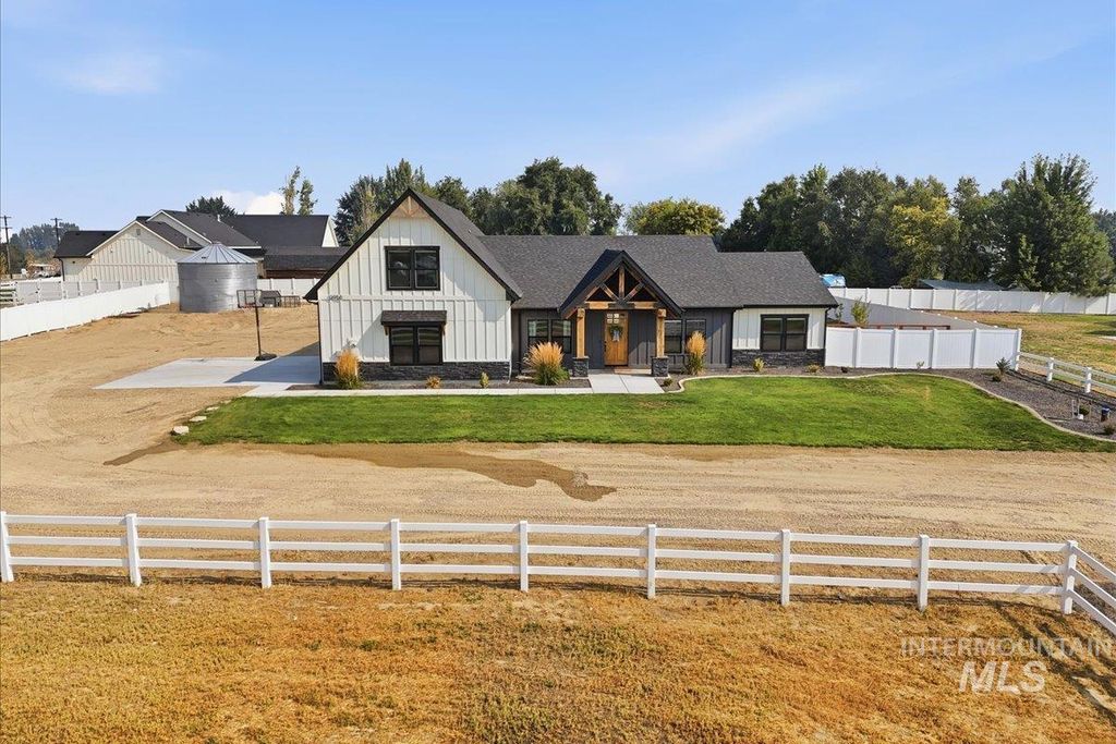 13958 Raptor Ln, Caldwell, ID 83607 photo 4