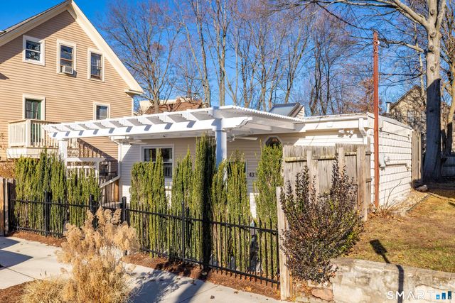 43 Woodland Street, New Haven, CT 06511