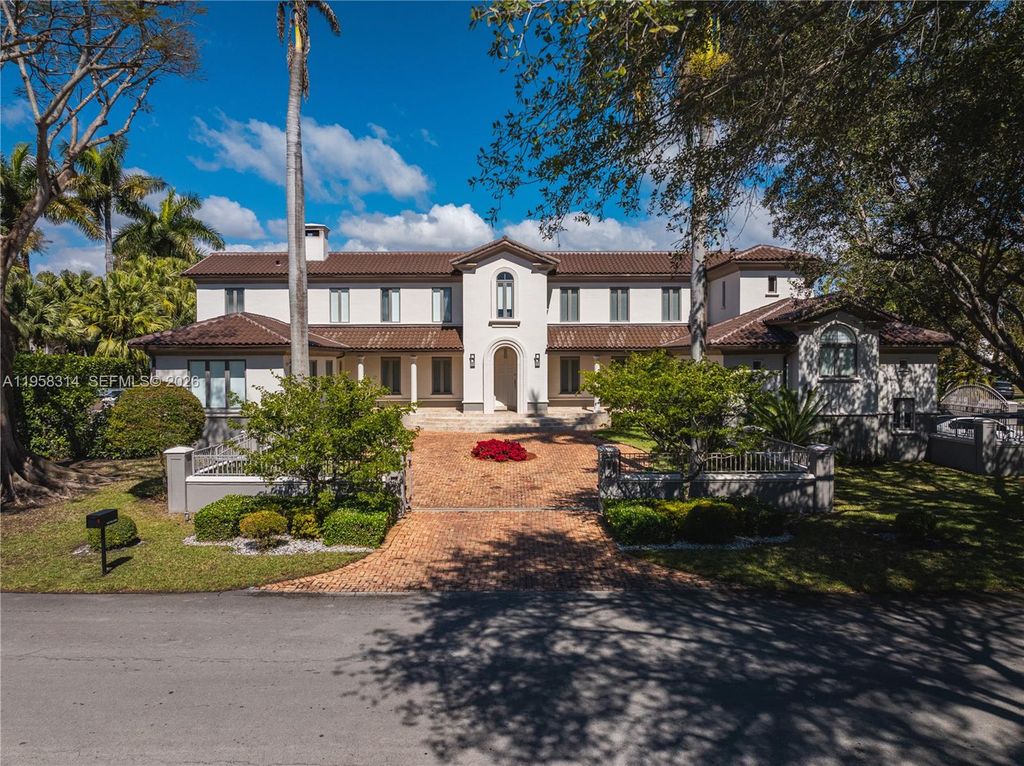 165 Paloma Drive, Coral Gables, FL 33143