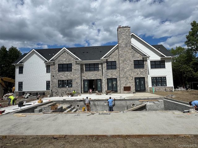 15 Stone Bridge Road, Purchase, NY 10577
