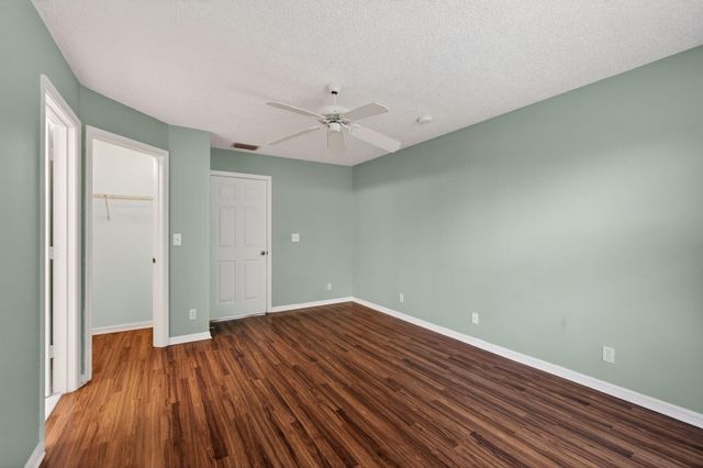 106 Wooden Mill Terrace, Jupiter, FL 33458