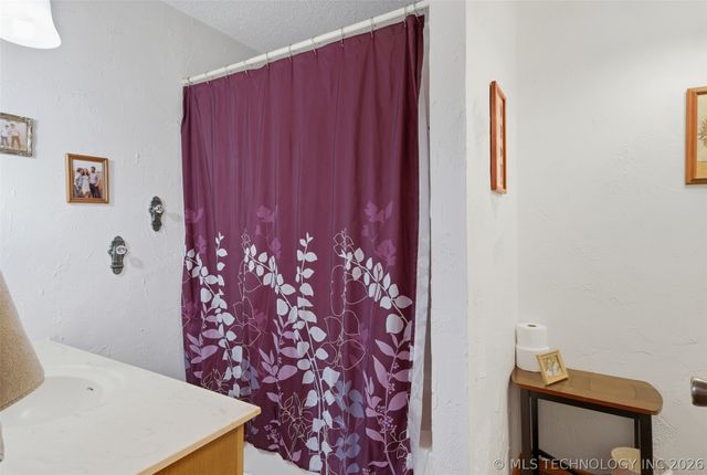 28254 S 4310, Vinita, OK 74301