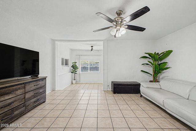 502 W CHAMBERS Street, Phoenix, AZ 85041