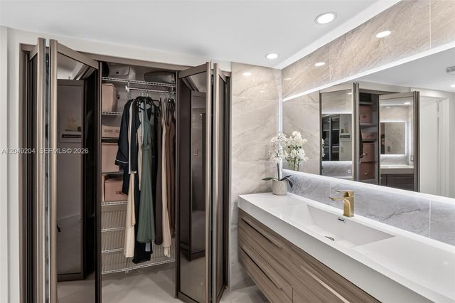 20505 E Country Club Dr 1739, Aventura, FL 33180