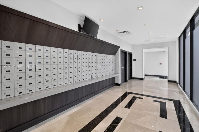 20505 E Country Club Dr 1739, Aventura, FL 33180