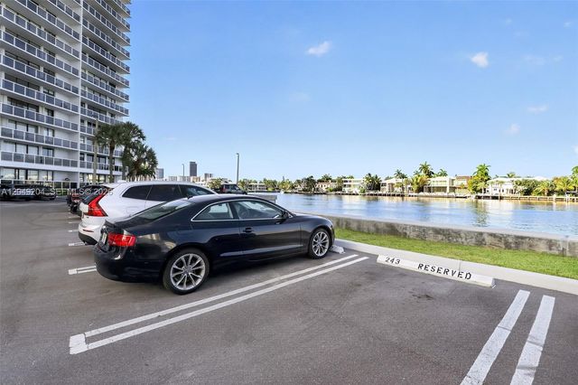 20505 E Country Club Dr 1739, Aventura, FL 33180