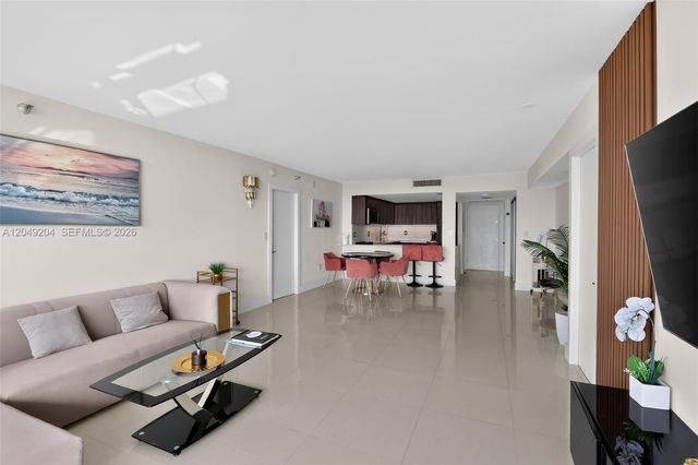 20505 E Country Club Dr 1739, Aventura, FL 33180