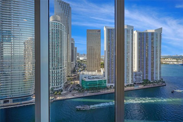 901 Brickell Key Blvd 2507, Miami, FL 33131
