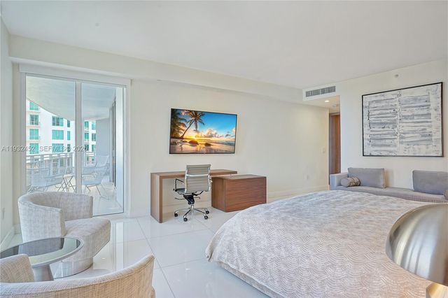 901 Brickell Key Blvd 2507, Miami, FL 33131