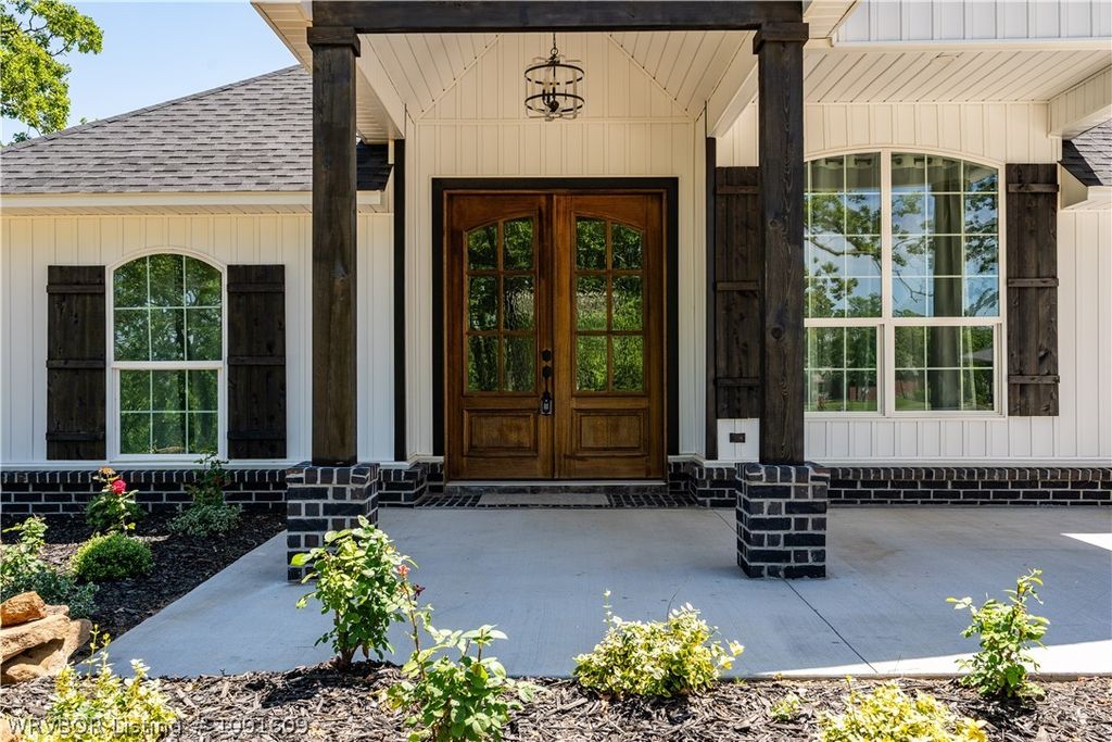 6020 Tower Circle 6020 Tower Circle