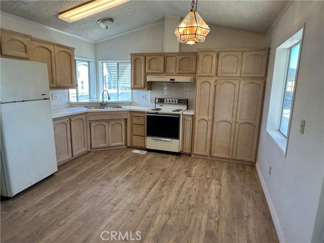 1010 Terrace 127, San Bernardino, CA 92410